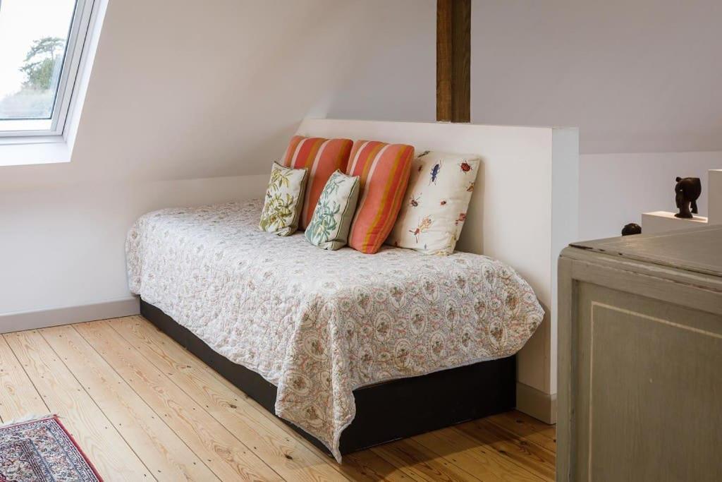 Stylish Cottage In The Pewsey Vale Marlborough Buitenkant foto